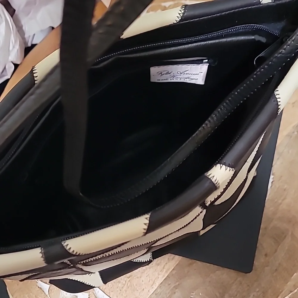 Fifth Avenue Handbags Black & White Pinwheel Squares Faux Leather Crossbody - Picture 11 of 12